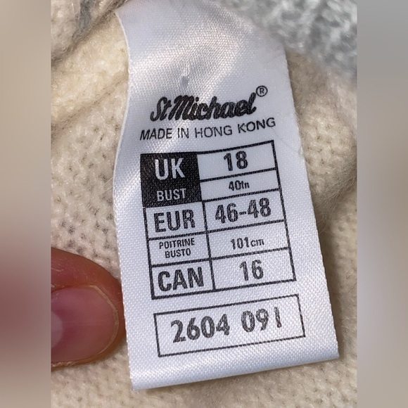 Women's Blue and Cream Sweater (Lamb wool & Angora ). Vintage - Picture 3 of 7